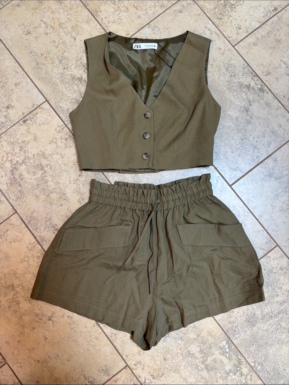 ZARA Olive Cropped Button Vest with High-Waist Drawstring Shorts